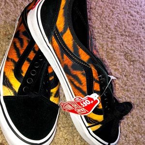 Vans shoes